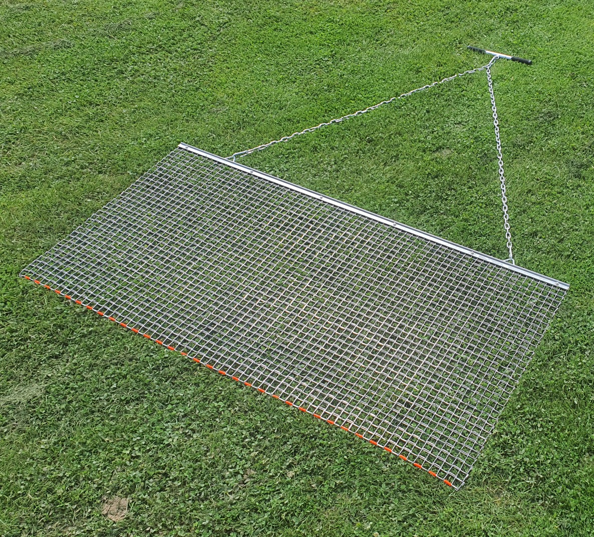 Galvanized Steel Drag Mat for Leveling Grass, Gravel, Clay, and Sand (4' x 6')