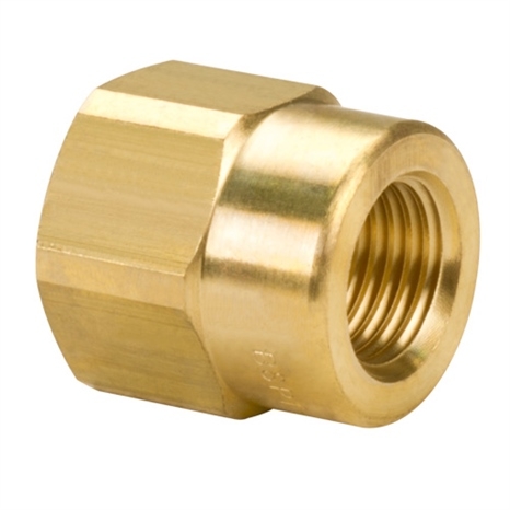 Teejet adapter 1/4in brass bspt